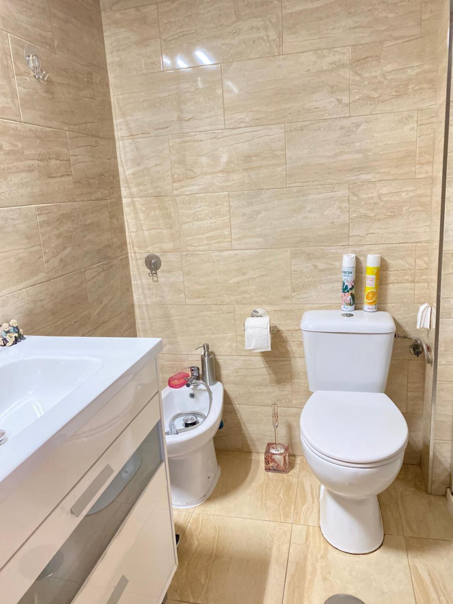 Shared Apartment! Piso Compartido! Общая Квартира! Sevilla Buitenkant foto