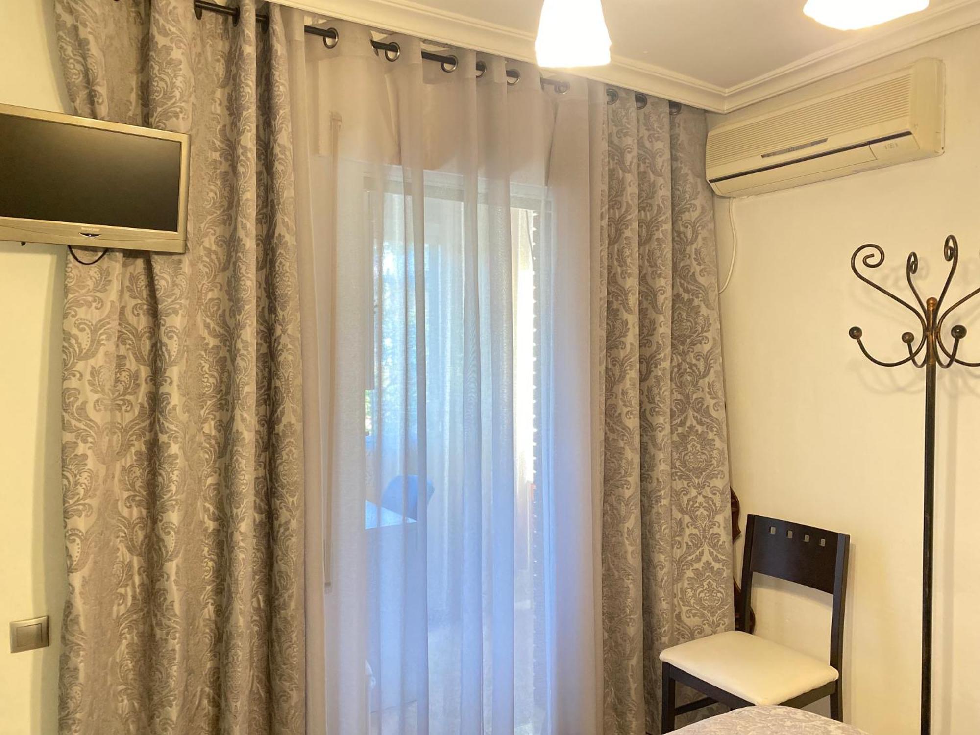 Shared Apartment! Piso Compartido! Общая Квартира! Sevilla Buitenkant foto