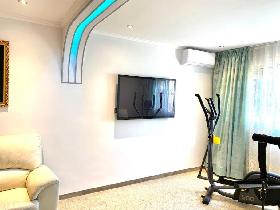 Shared Apartment! Piso Compartido! Общая Квартира! Sevilla Buitenkant foto